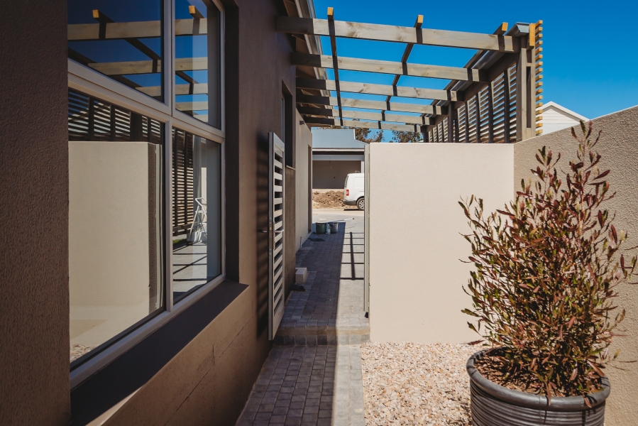 3 Bedroom Property for Sale in Kraaibosch Western Cape